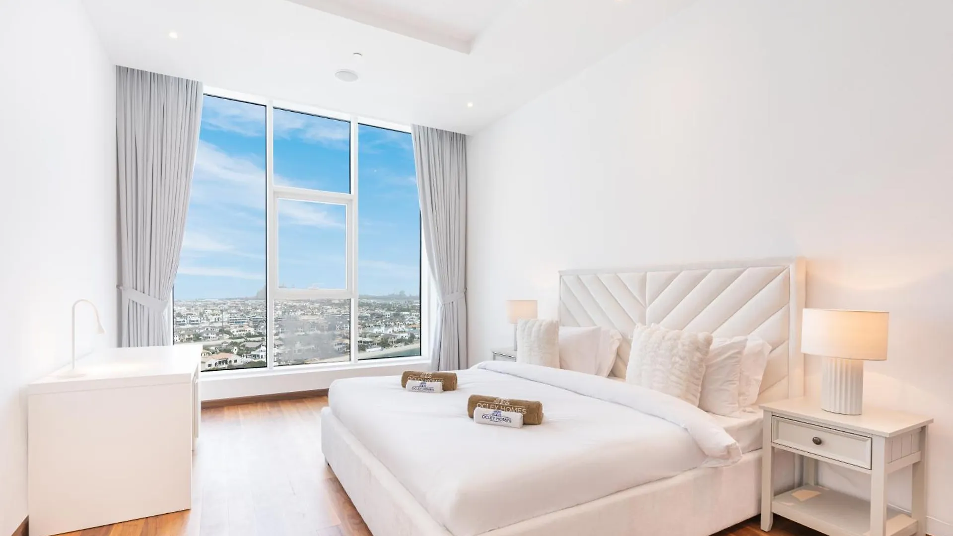 Palm Home Next To Nakheel Mall With Private Beach Dubai United Arab Emirates
